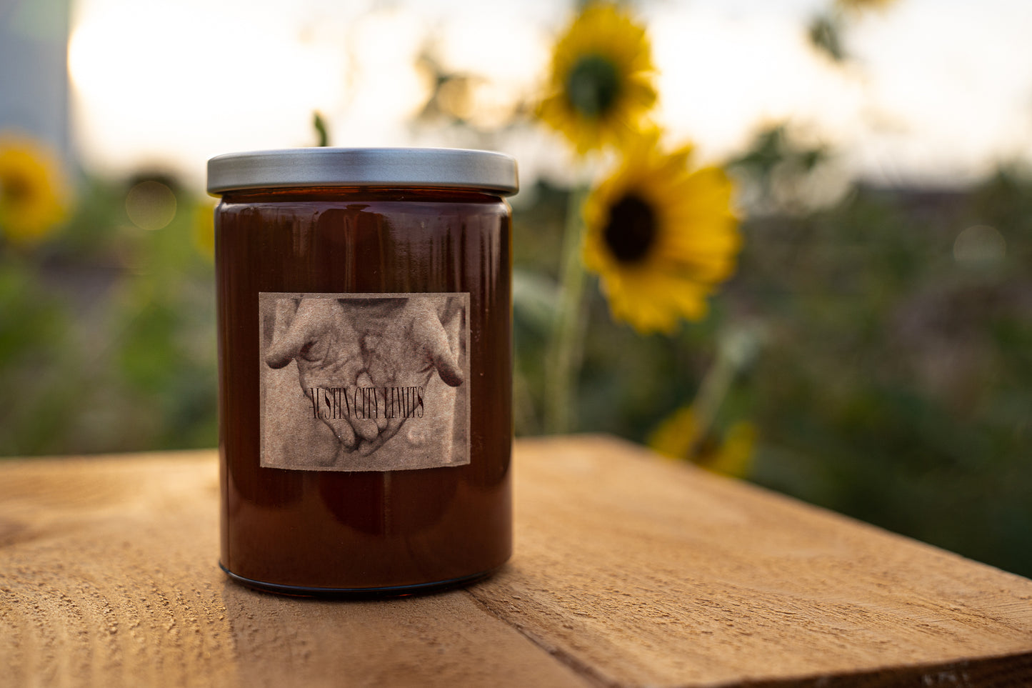 a 12oz candle sitting on a table 
